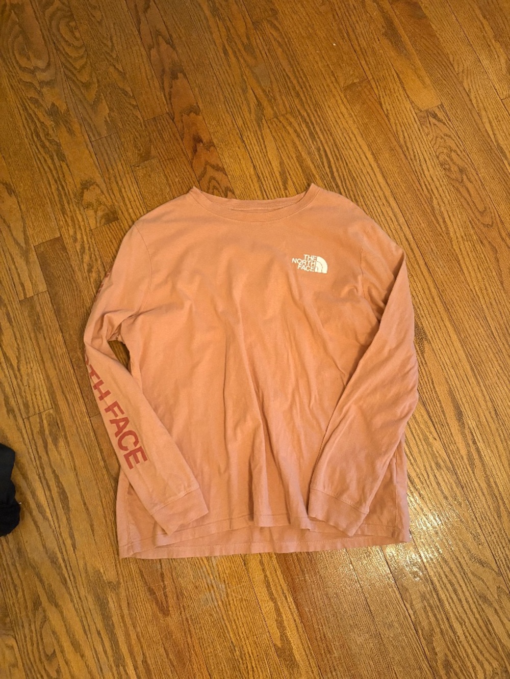Men’s north face long sleeve
